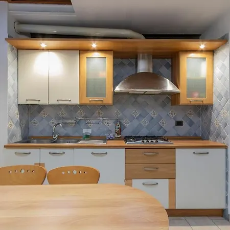 Διαμέρισμα Xenia - 4 In Via Zamenhof 21 *