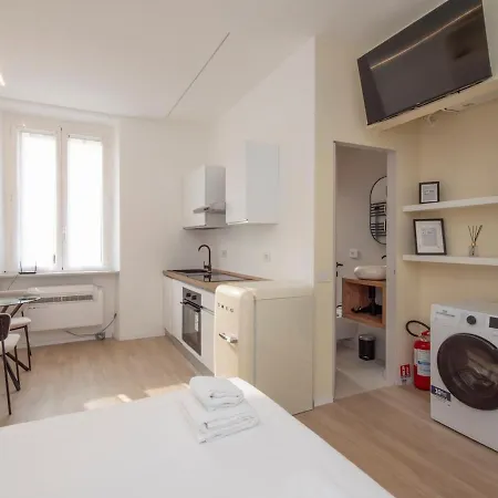 Xenia - In Viale Umbria 66 Apartamento