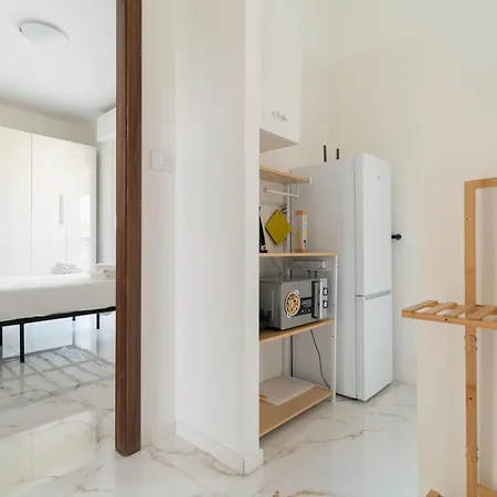 Apartamento Guesthost - Cozy With Terrace Dergano *