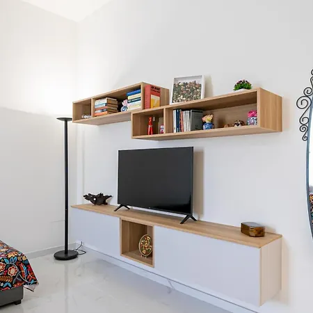 Apartman Italianway Comfort - Mezzofanti 9 *
