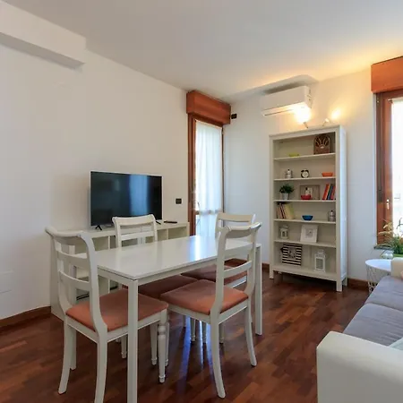 Appartement Xenia - 2 In Via Santander 20 Milaan