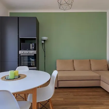 Appartamento Xenia - 2 In Viale Suzzani 88 Milano
