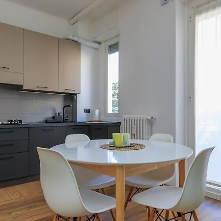 Xenia - 2 In Viale Suzzani 88 Appartamento Milano