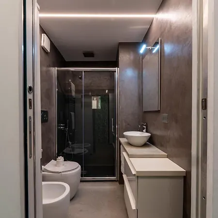 Apartamento Max 6 Guests - Chill House - 3 Stops Duomo M3