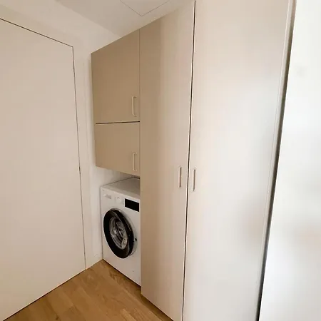 New Modern Flat 10 Min Duomo In A Quiet Area * Milão