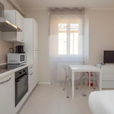Xenia - In Via Monte Palombino 2 Apartman