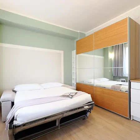 Contempora - Modern In Chinatown Next To Arco Della Pace