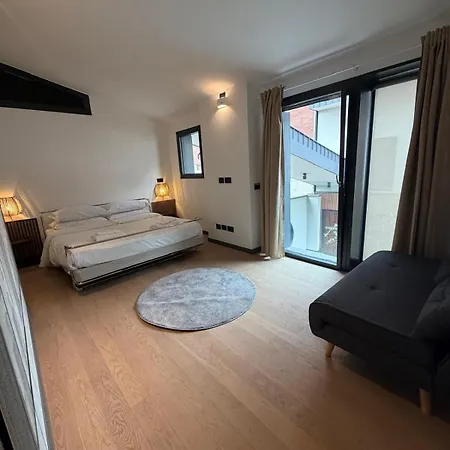 New Stylish 80sqm Near Parco Sempione Апартаменты