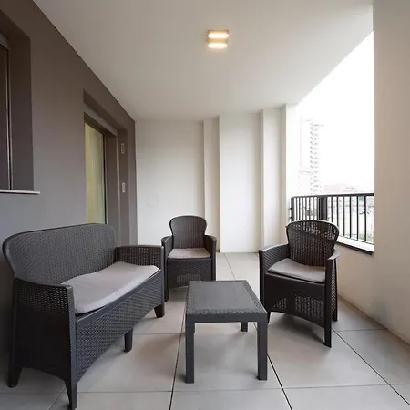 Design With Private Terrace Appartement