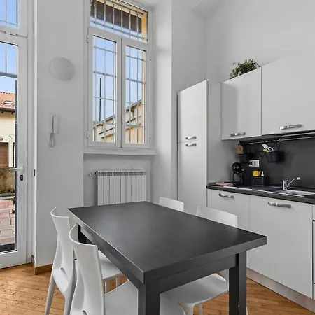 Elegant Loft Con Giardino In Citta - Scooter Park Milánó