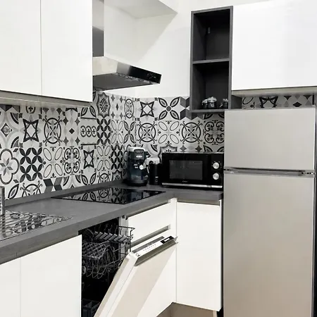 G House - Design E Comfort A - M4 Frattini Per Areoporto Linate * ميلان