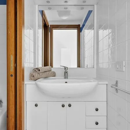 Apartman Gherini Comfort And Tranquility In Nord