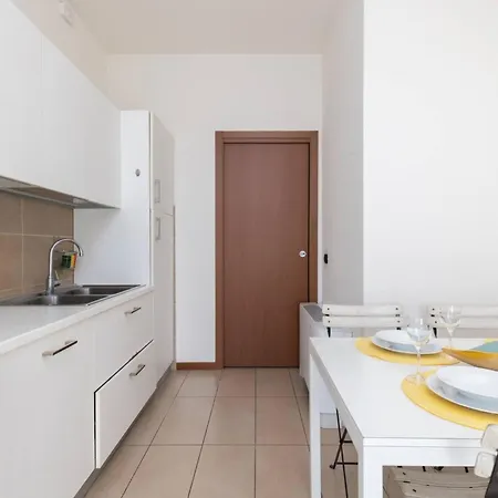 Apartamento Large Duplex With Private Terrace Gluck Milão