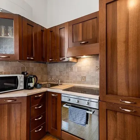 Monthly Rent Loft Sempione Wifi 20 Min To Duomo Μιλάνο