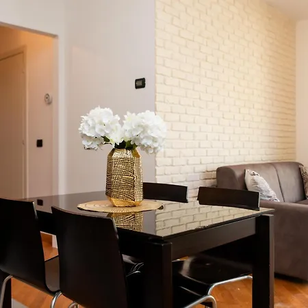 Vivimihome-bicocca Comfort With Garage Apartamento Milão