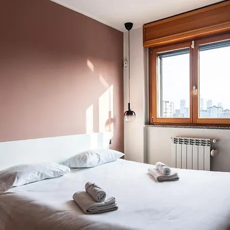 Youhosty - Forze Armate 250 Apartman