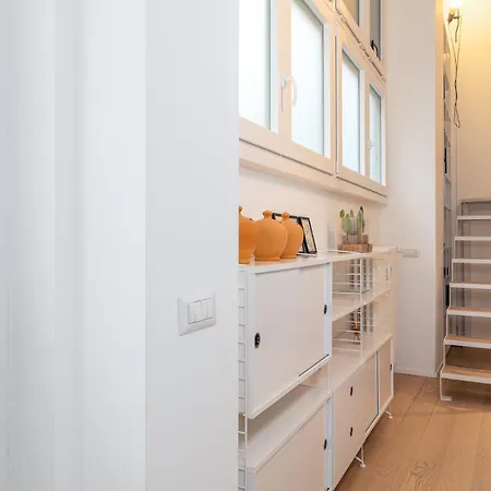 Loft Design With Mezzanine Near Metro Διαμέρισμα *