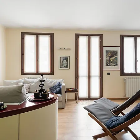 Guesthost - Comfy Terrace Flat Nolo & Pasteur Mm1 * Milão