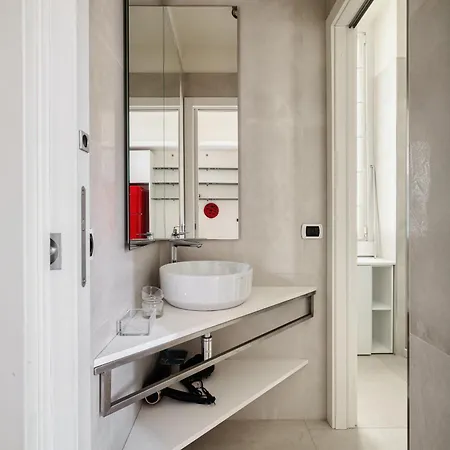 Just Urban - Elegant 2-br Flat In The Center - Porta Romana M3 Milan