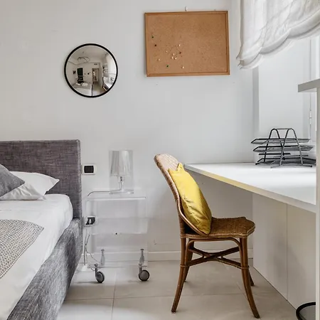 Just Urban - Elegant 2-br Flat In The Center - Porta Romana M3 Appartement Milaan
