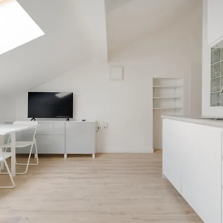 Appartamento Guesthost - Cozy Near Porta Romana