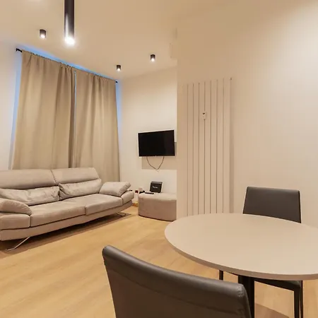 Guesthost - Stylish Flat X2 Casoretto *