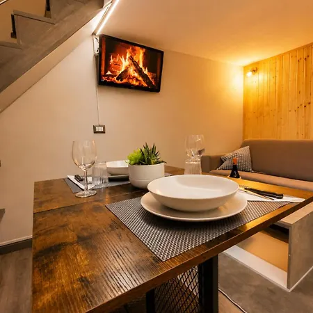 شقة Zona Navigli Design Loft , Proiettore Schermo 80