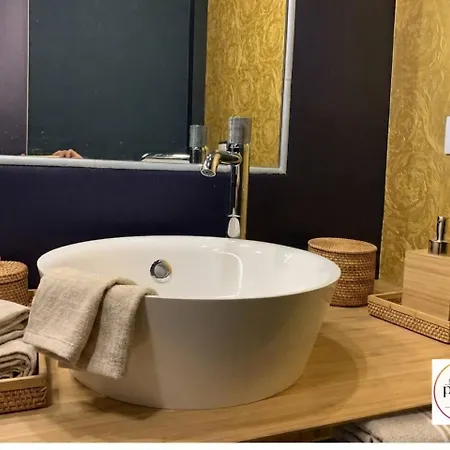 Apartamento Chic Prada | 8min To Duomo By Metro *