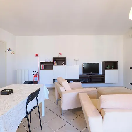M4 Linate Modern Flat Terrace & Parking Lägenhet Milano