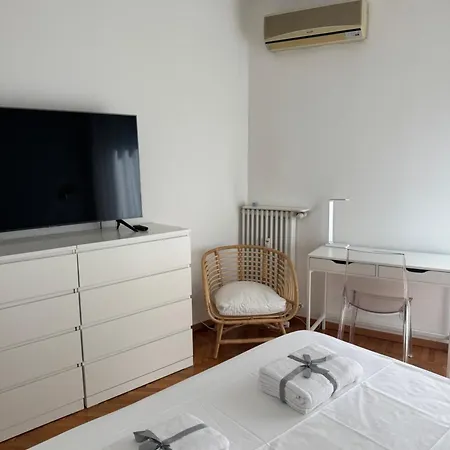 Bocconi Sweet - Balconies - 15 Min From The Center Milano