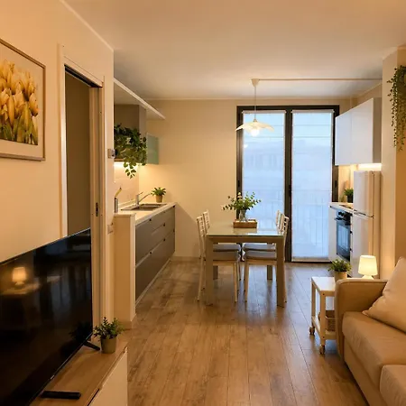 Apartament Maison Salomone Terrace Loft Near Arena E Linate