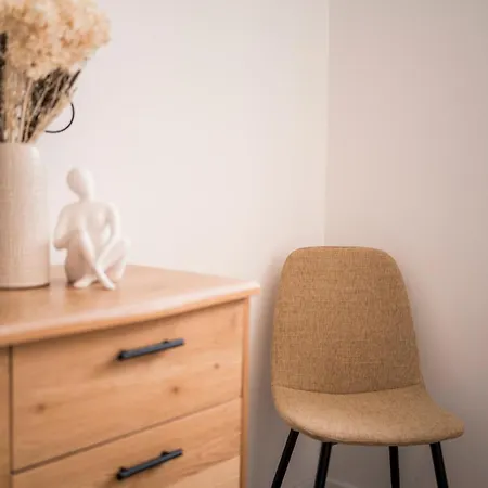 Ponti Cozy - Private Parking Available, Near Navigli, Romolo Metro And Duomo