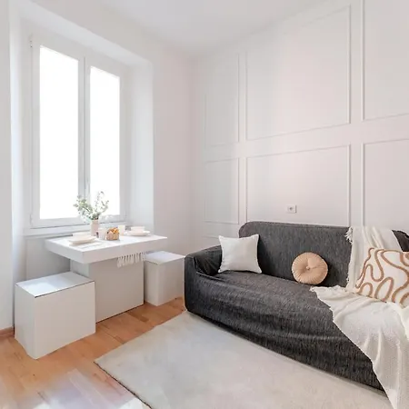 Two-bedroom Arco Flat With Free Parking Milaan