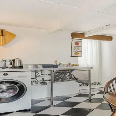 Vialaurasolera Luxcentralapt