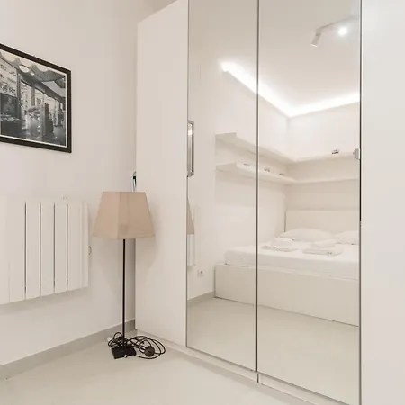 Guesthost - Cozy Monumentale M5 & Chinatown Milão