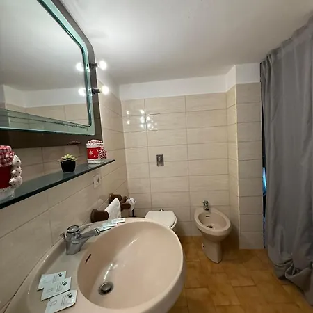 Διαμέρισμα Polished 2-br Bi-level Navigli District *