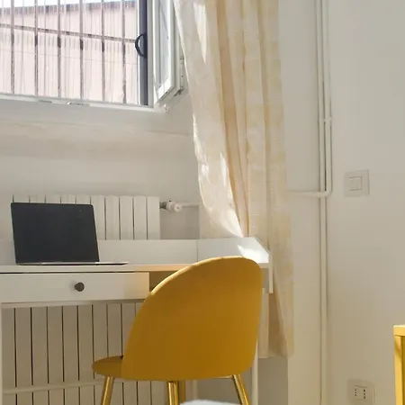 Apartament Ample 2-br Space 1 Min To Romolo M2 Mediolan