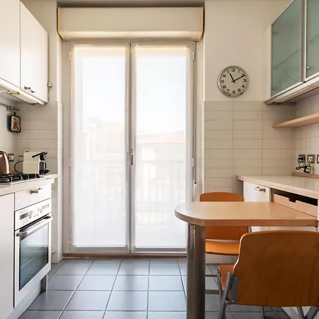 Apartman Salasco 40 - Trilocale In Porta Romana Con Garage