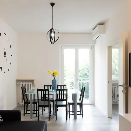 Διαμέρισμα Premium 3 In Navigli, Darsena *