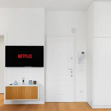 شقة Wifi, Ac & Metro At The Door ميلان