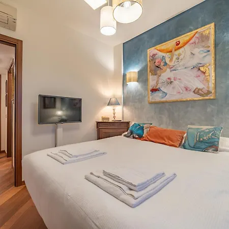 Apartament 5' From Bocconi With 2 Bedr And 2 Bathr *
