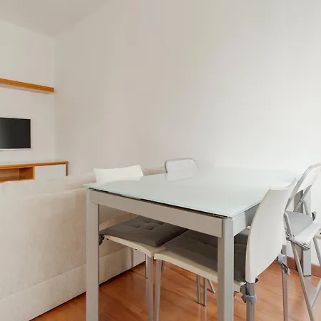 Guesthost - Cozy Flat X4 Gioia Mm2