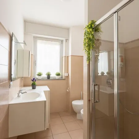 Red Elegance - Porta Venezia Apartamento