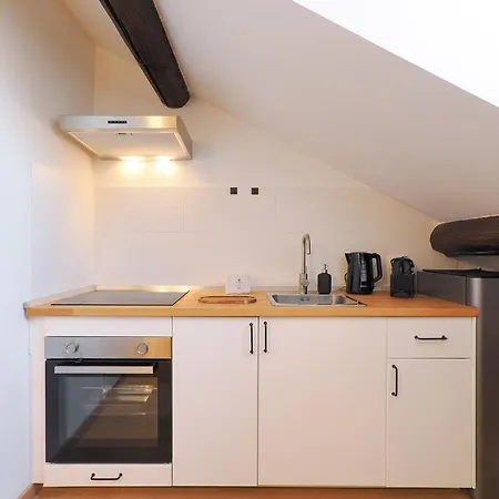 Contempora - Charming Mansarda - Porta Venezia & Buenos Aires Appartement