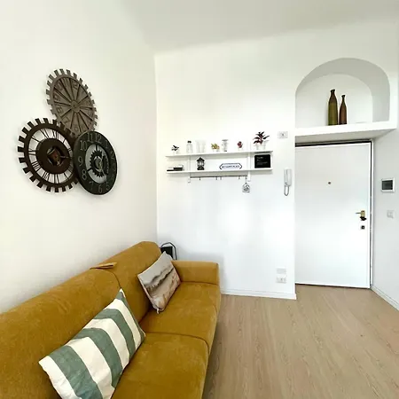 Cozy Near Station Apartamento *