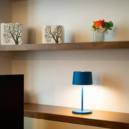 Isola - Porta Nuova- Elegant 1bdr With Balcony