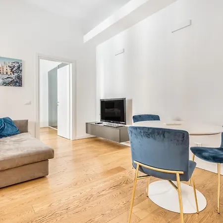 New Center Luxury - 2 Pax - Corso Magenta Milánó
