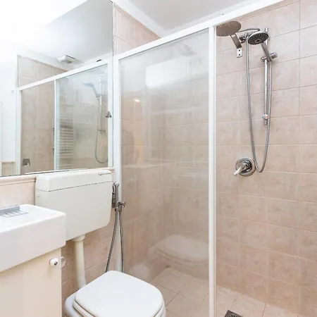 Appartement The White Nest - Dimora Gioia *