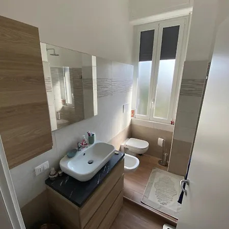 Bright 70sqm Navigli Flat With Ac & Design *