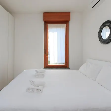 Xenia - 2 In Via Santander 20 Appartement *